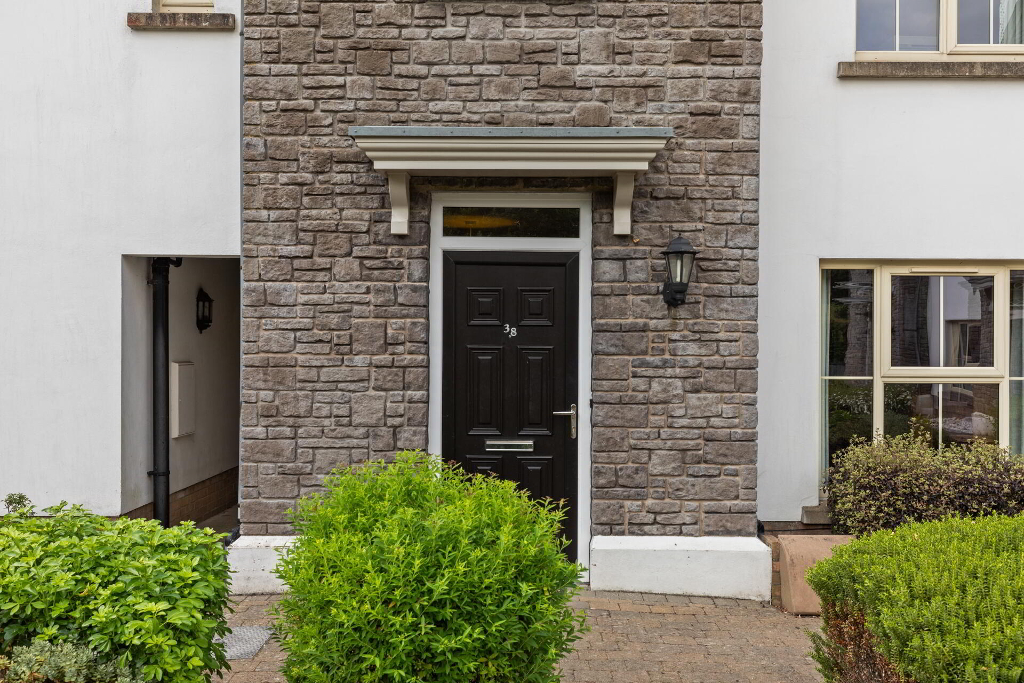Photo 2 of 38 Coopers Mill Mews, Dundonald, Belfast