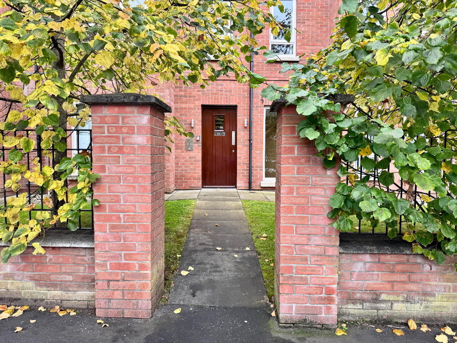 Photo 2 of Apt 3, 187 West Circular Road, Belfast