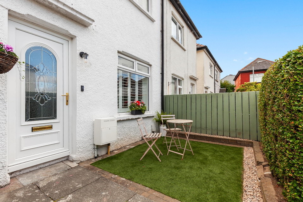 Photo 2 of 44 Dunraven Crescent, Belfast