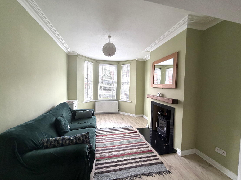 Photo 2 of 18 Belmont Avenue, Belfast