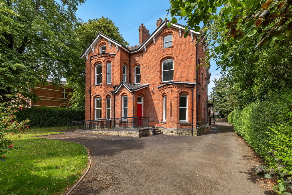 Photo 2 of 20 Derryvolgie Avenue, Belfast