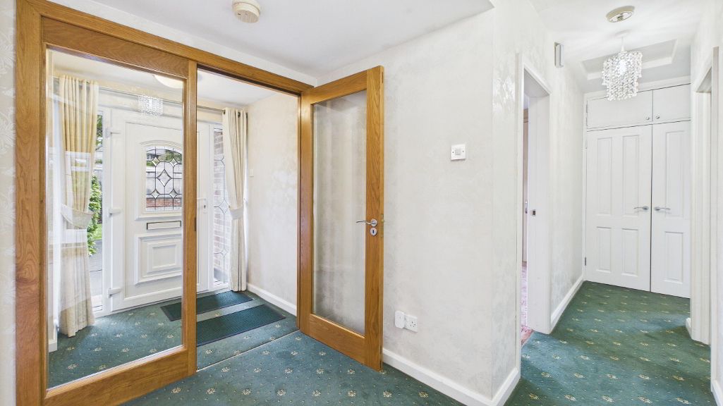 Photo 2 of 82 Newtownards Road, Bangor