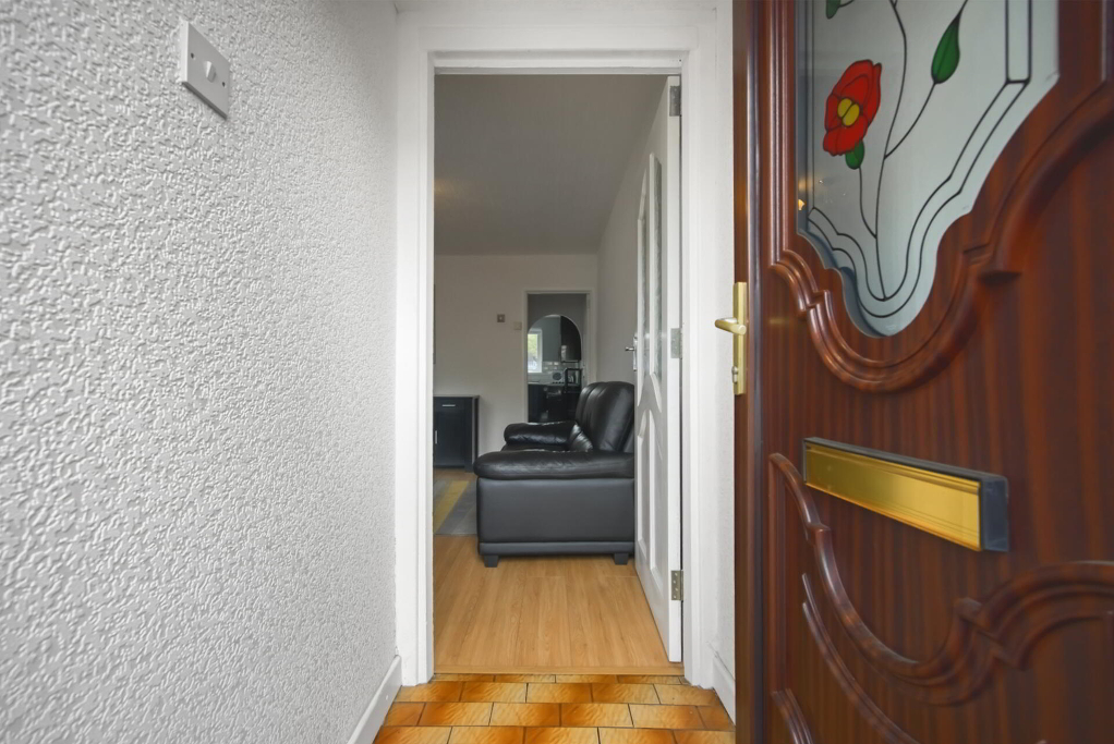 Photo 2 of 206 Connsbrook Avenue, Belfast