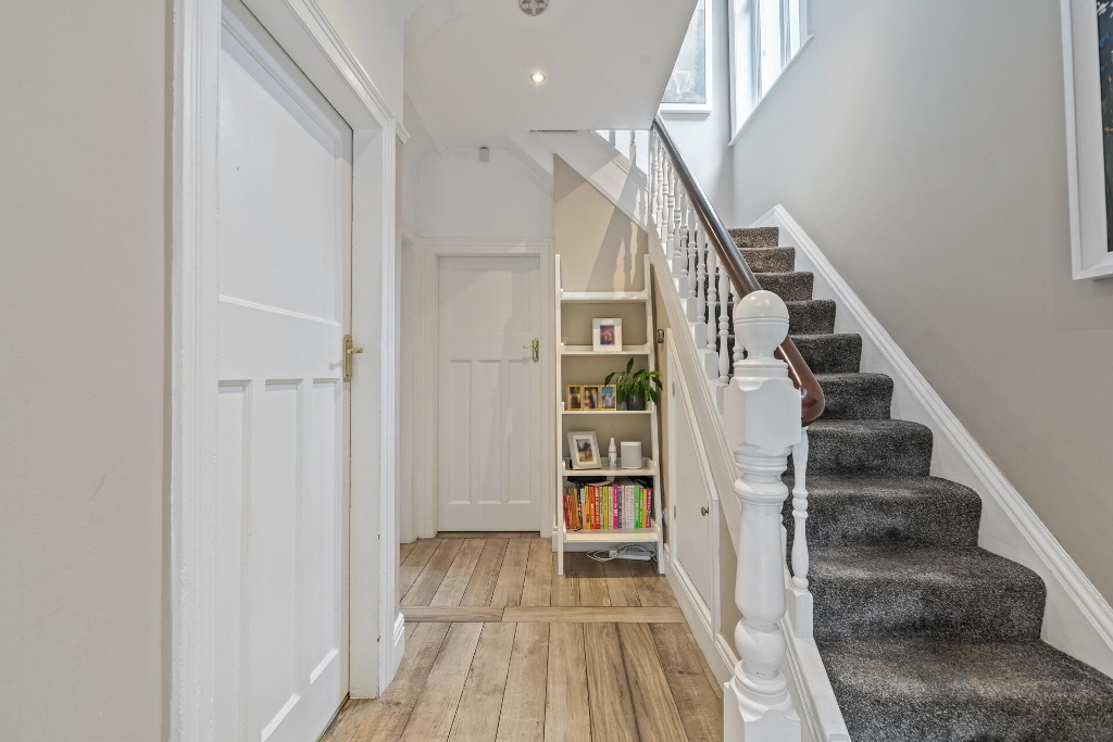 Photo 2 of 270 Stranmillis Road, Belfast