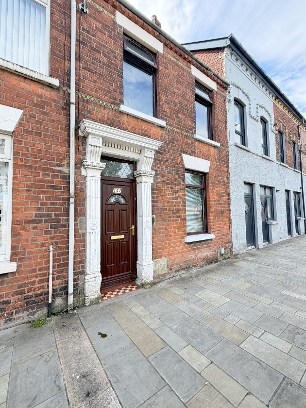Photo 1 of 147 Newtownards Road, Belfast