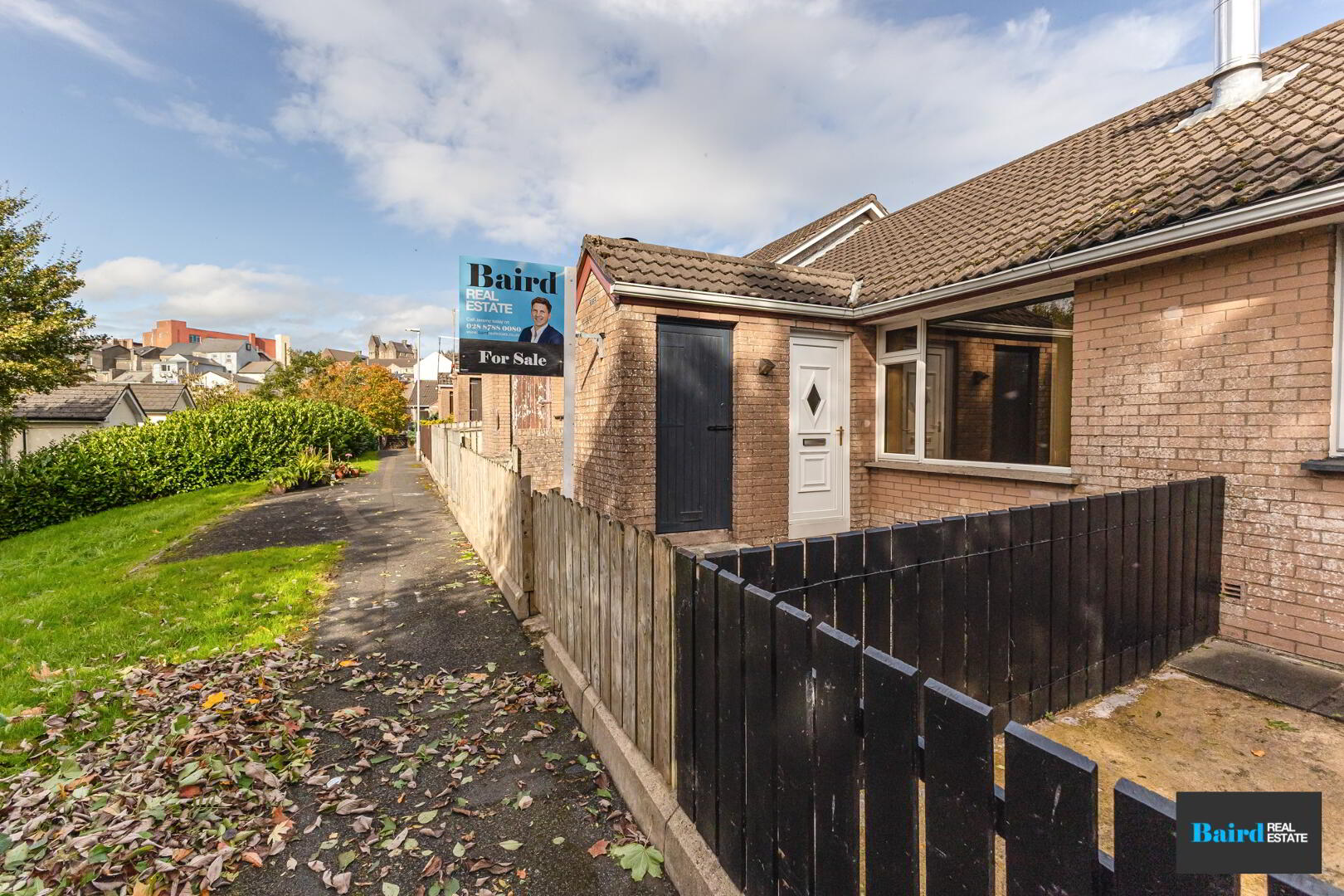 Photo 1 of 8 Victoria Way, Dungannon