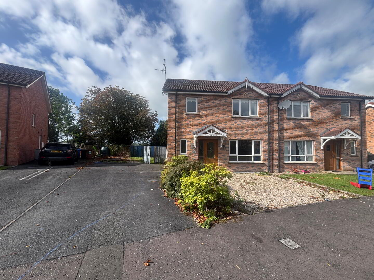Photo 1 of 34 Hollyfields, Dungannon