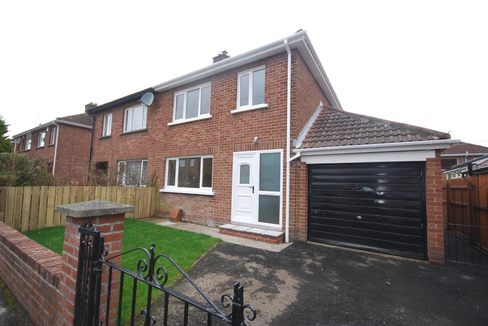 Photo 1 of 20 Prince Edward Drive, Stranmillis, Belfast