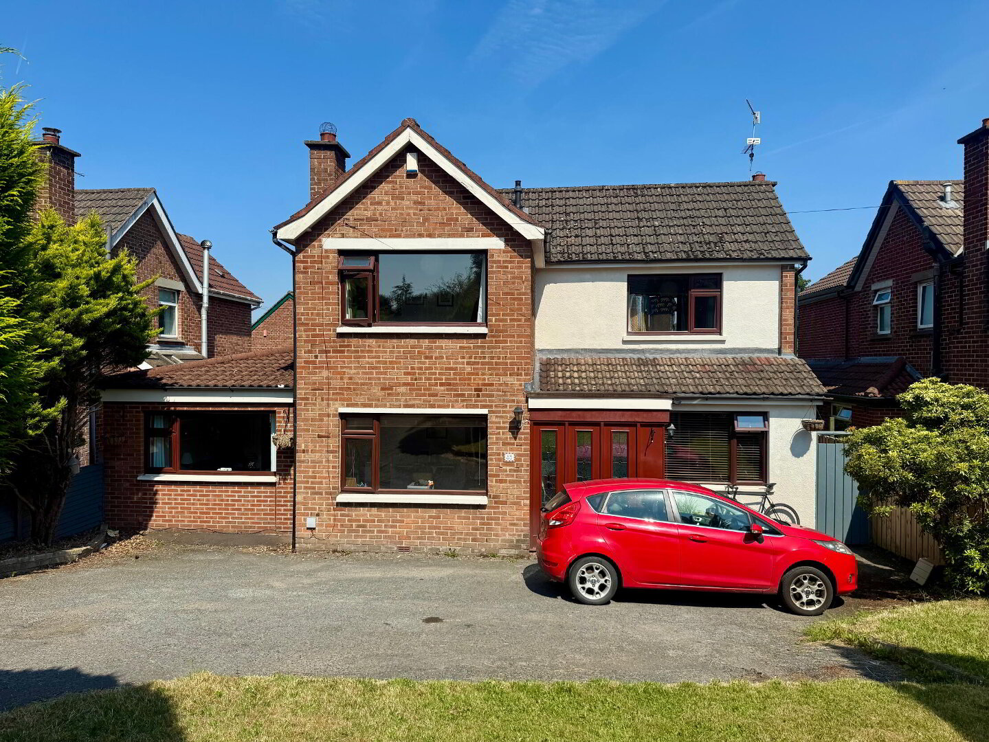 Photo 1 of 89 Upper Malone Road, Belfast