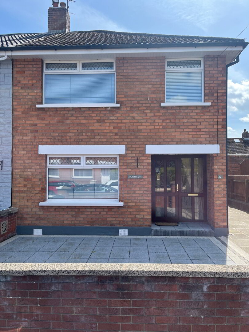 Photo 1 of 12 Jellicoe Drive, Belfast