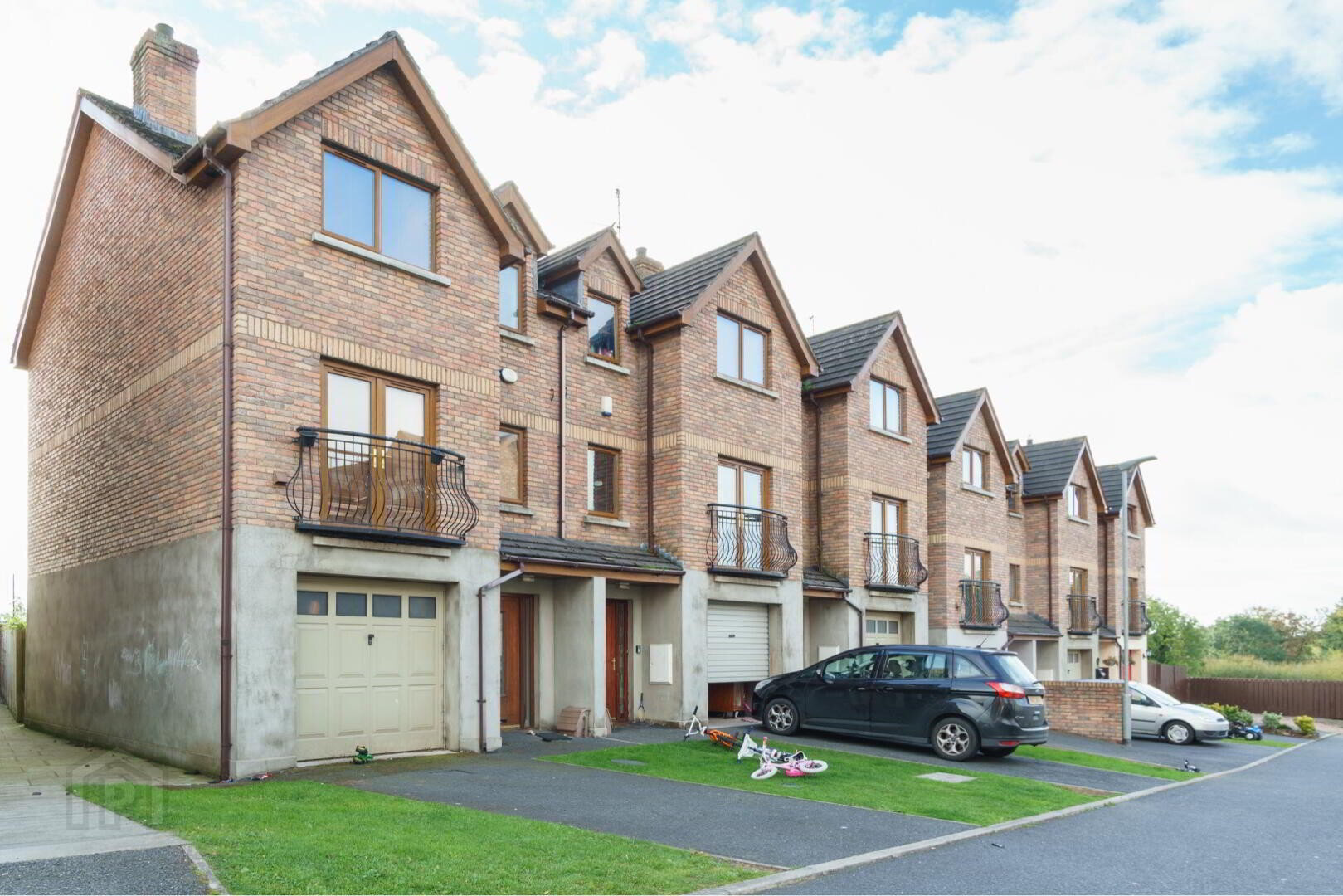 Photo 1 of 9 Silverwood Green, Lurgan, Craigavon