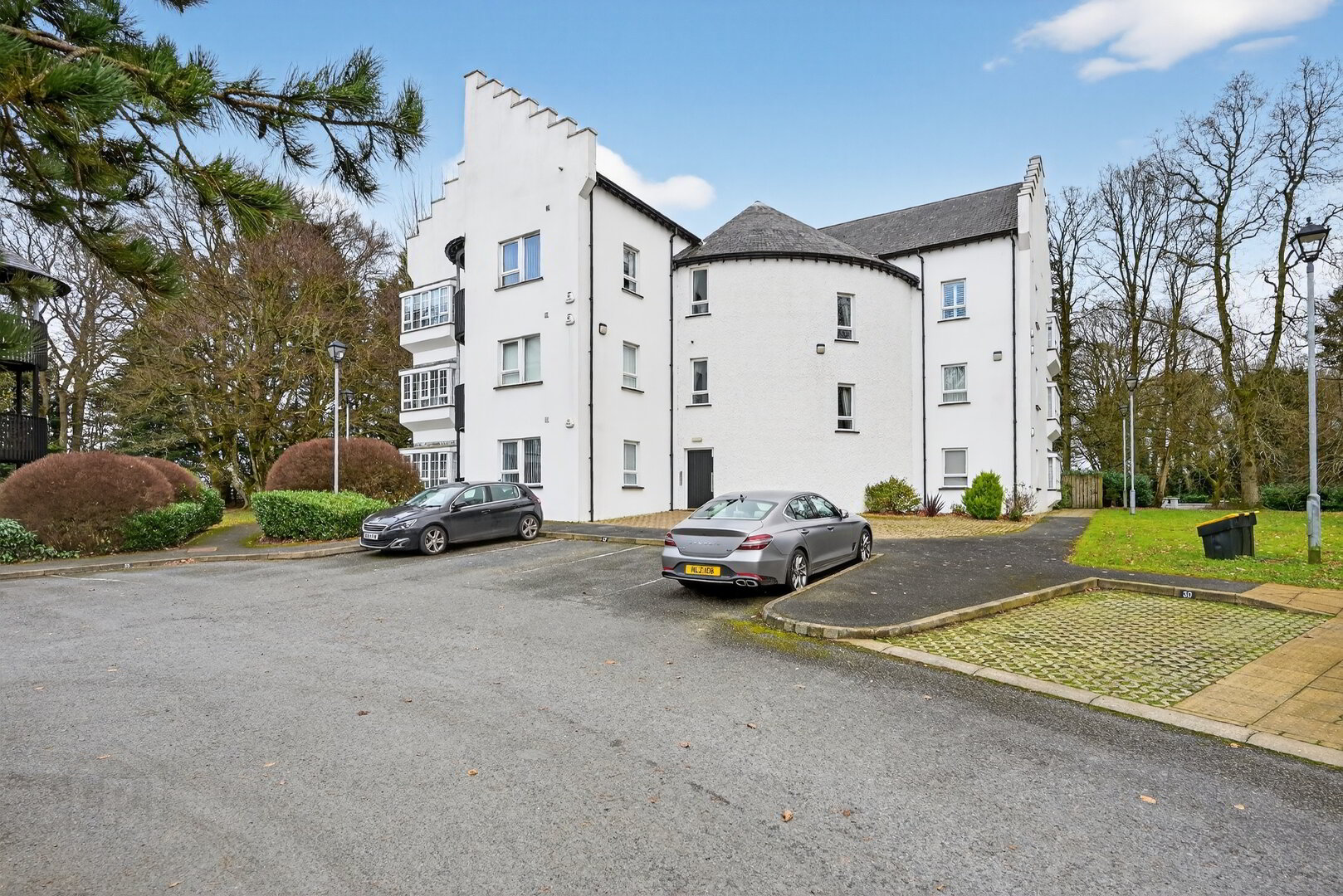 Photo 1 of 28 Castlewood, Templepatrick