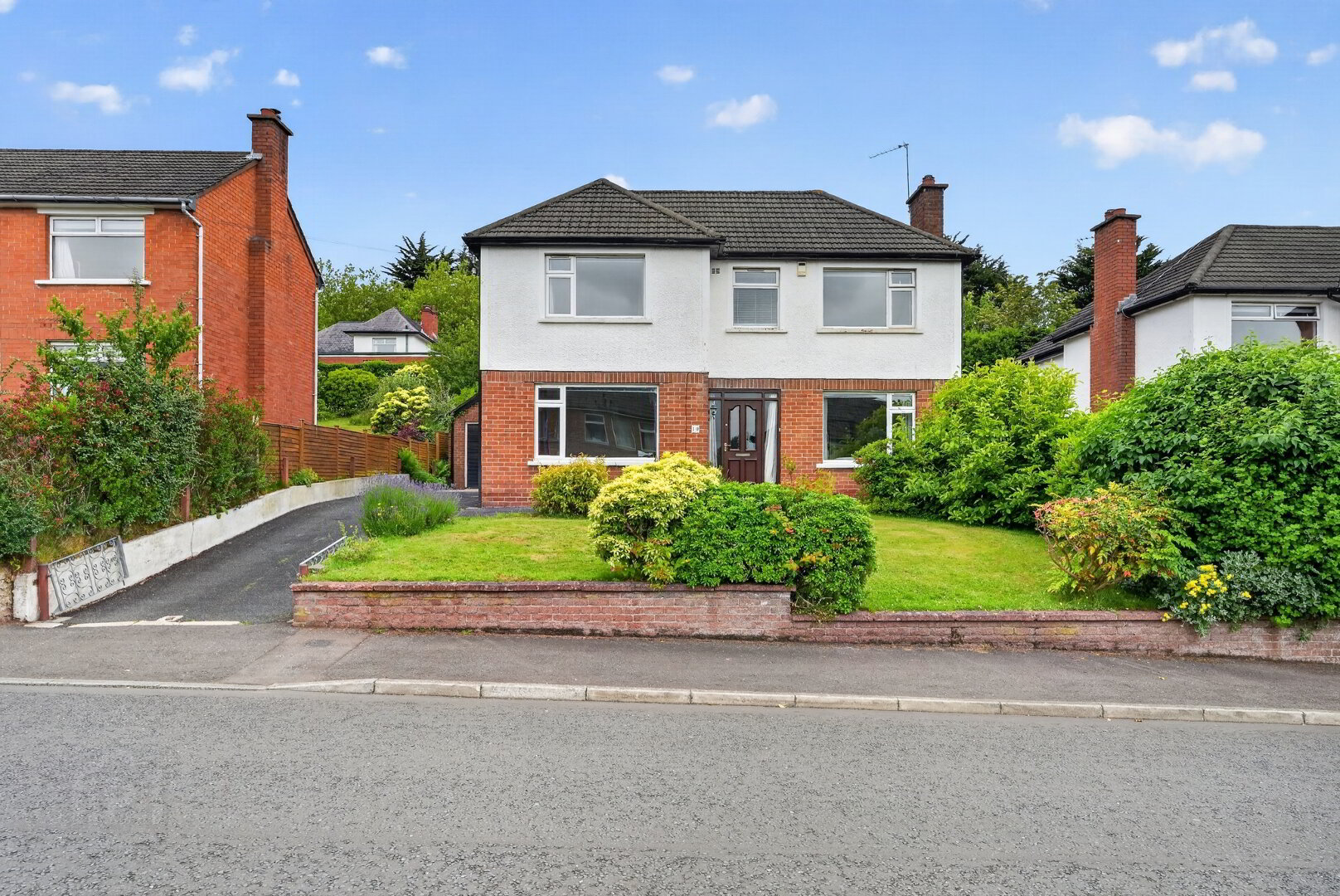 Photo 1 of 10 Hillside Drive, Stranmillis, Belfast