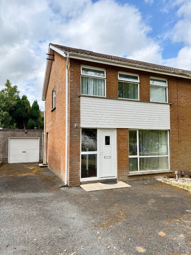 Photo 1 of 11 Woodford Green, Armagh