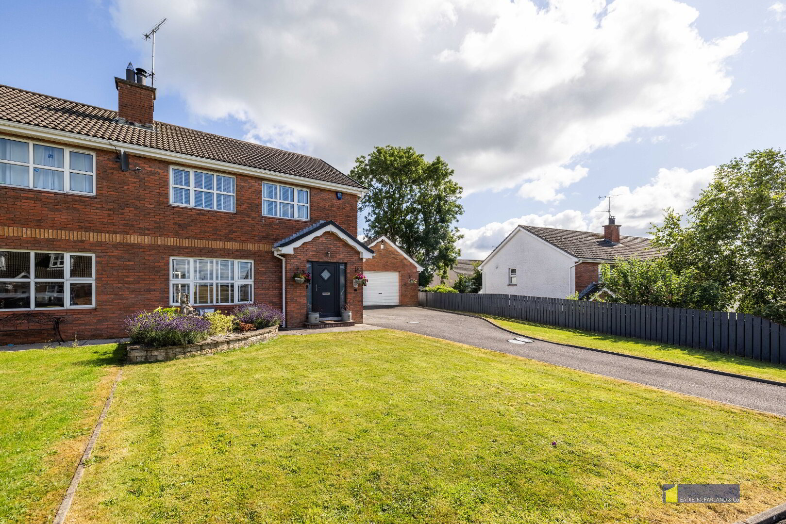 Photo 1 of 21 Park Hill, Maguiresbridge
