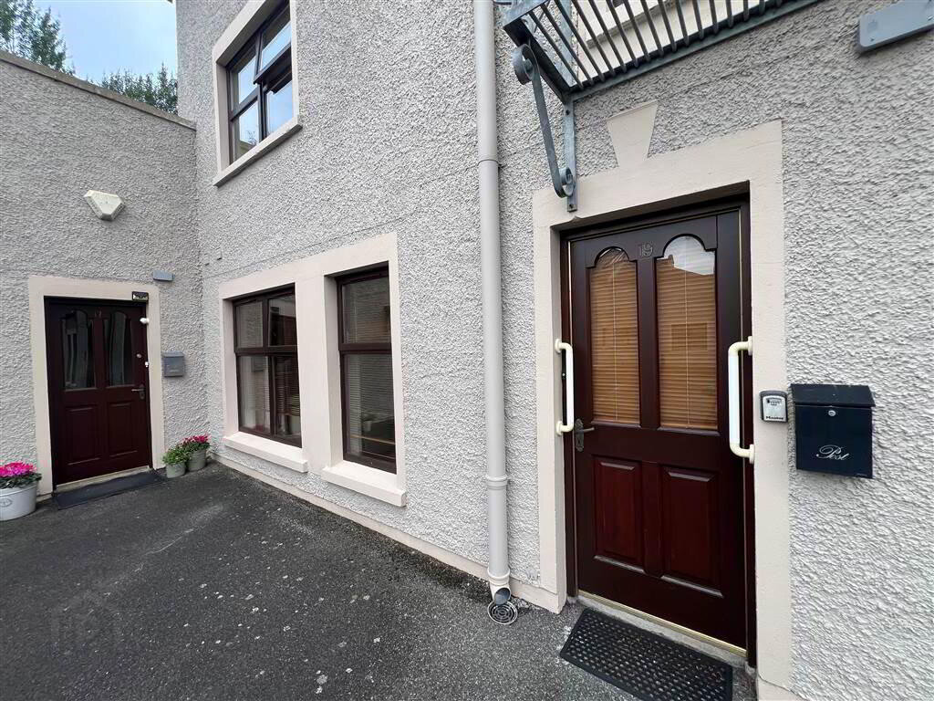 Photo 1 of 11 Mourne Hall, Rostrevor