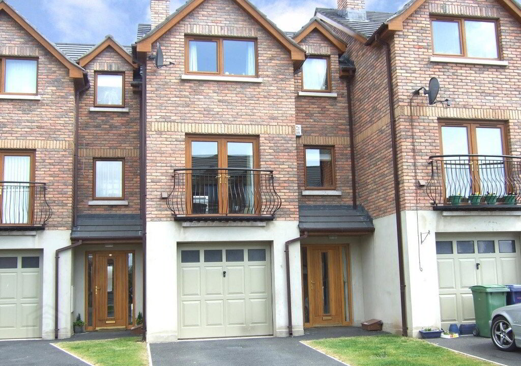 Photo 1 of 28 Silverwood Green, Lurgan
