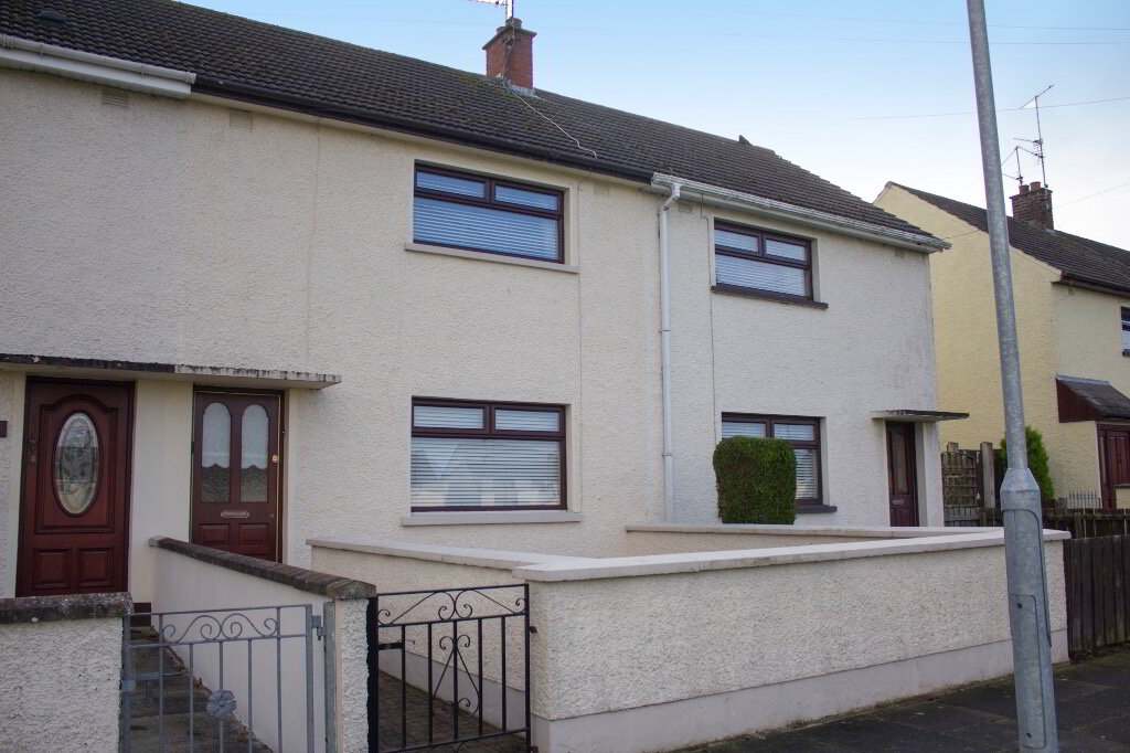 Photo 1 of 18 Silverwood Drive, Lurgan, Craigavon
