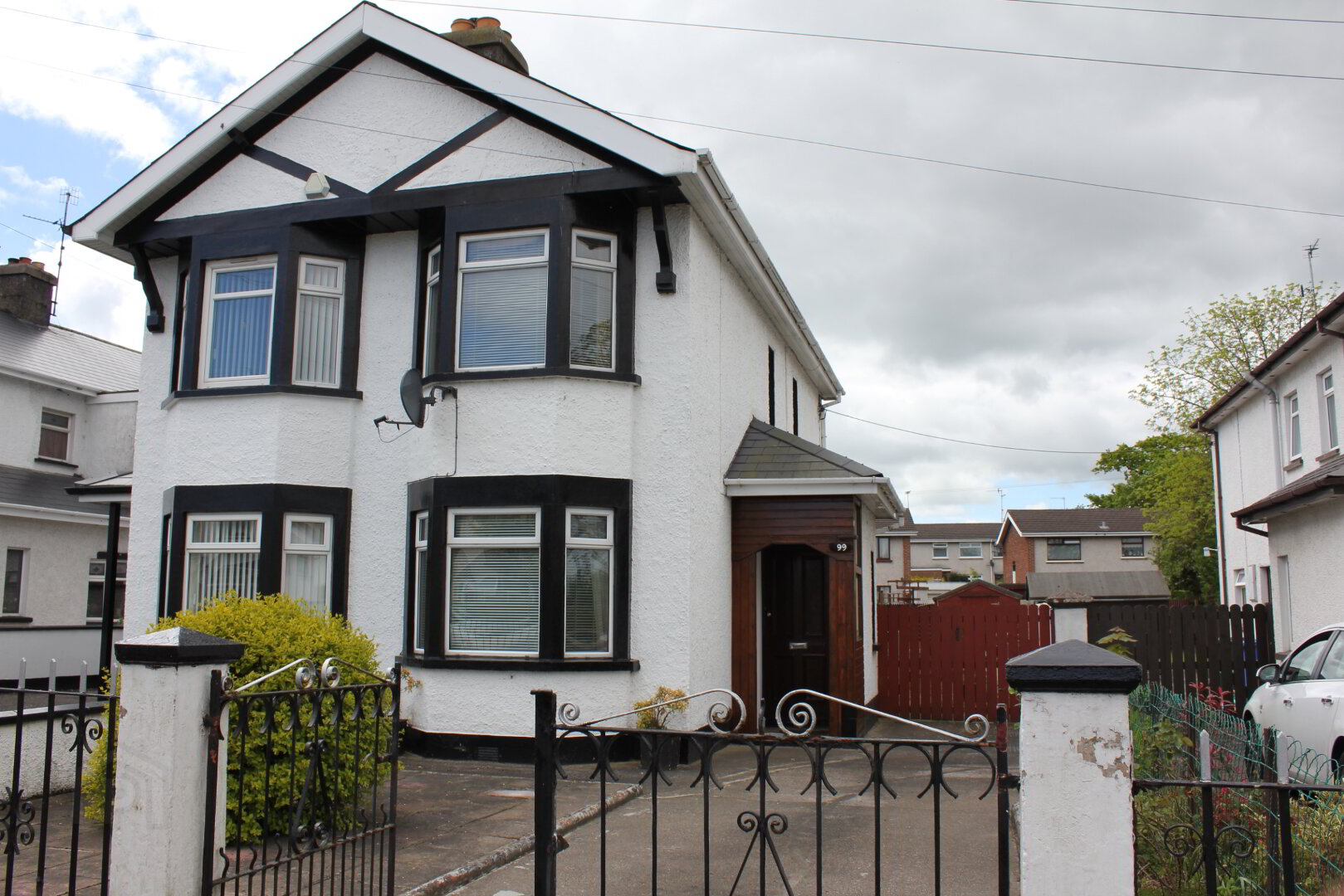Photo 1 of 99 Lake Street, Lurgan