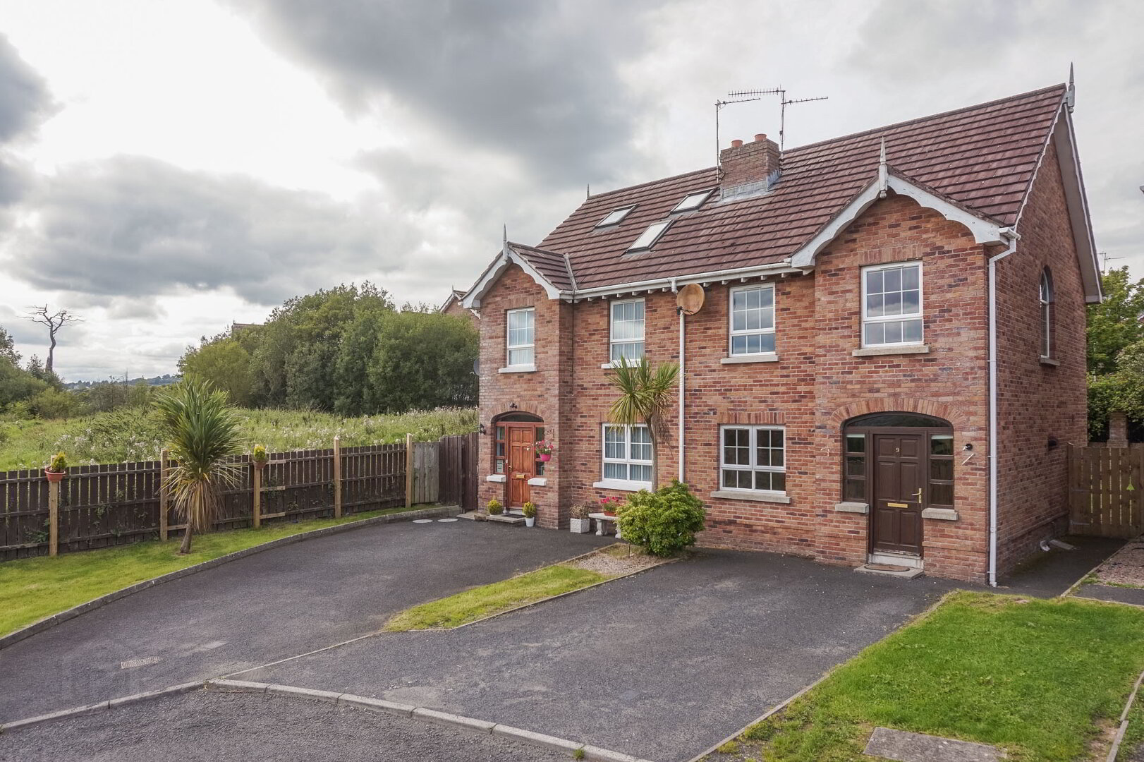 Photo 1 of 9 Mount Eagles Mews, Belfast