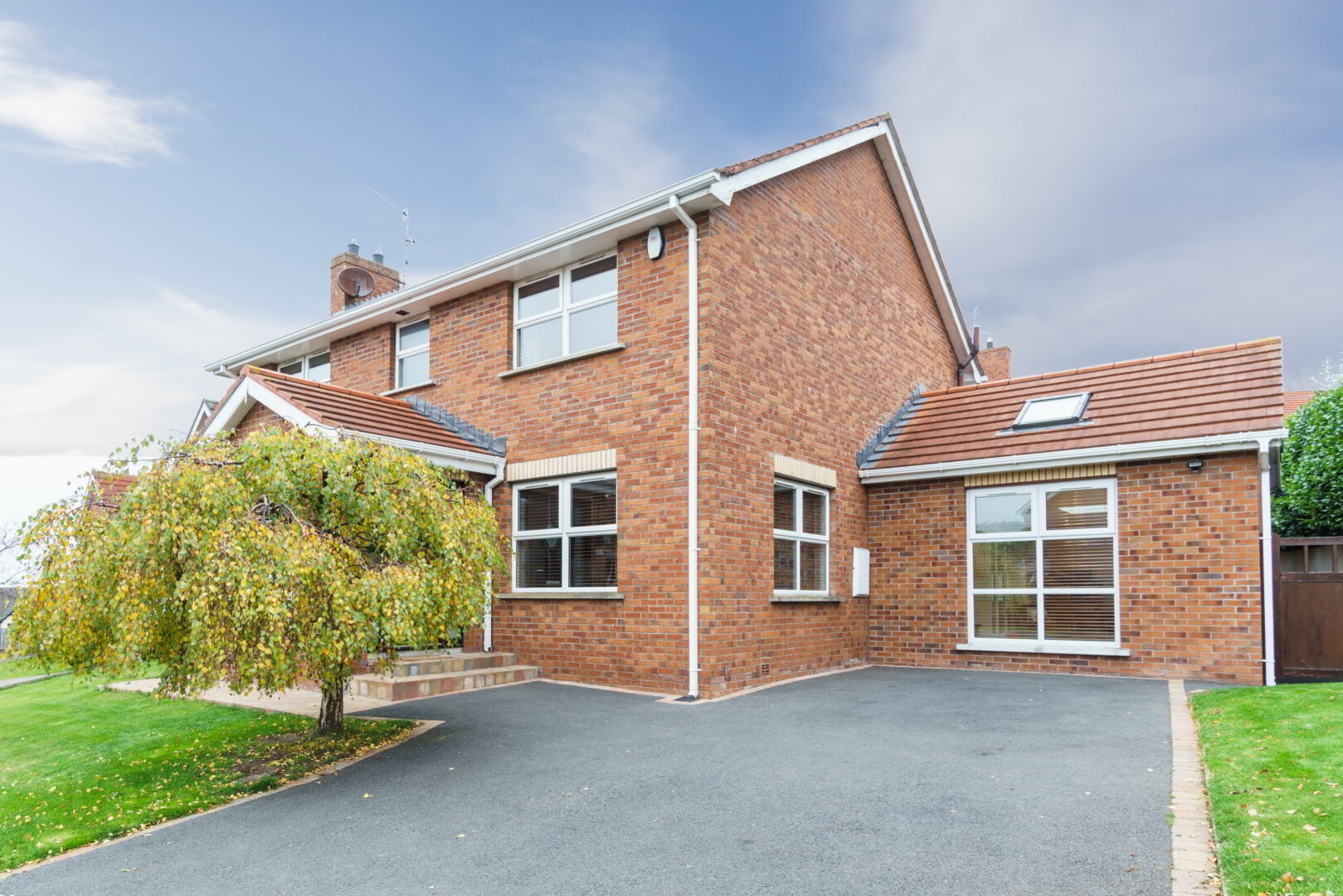 Photo 1 of 154 Belvedere Manor, Lurgan