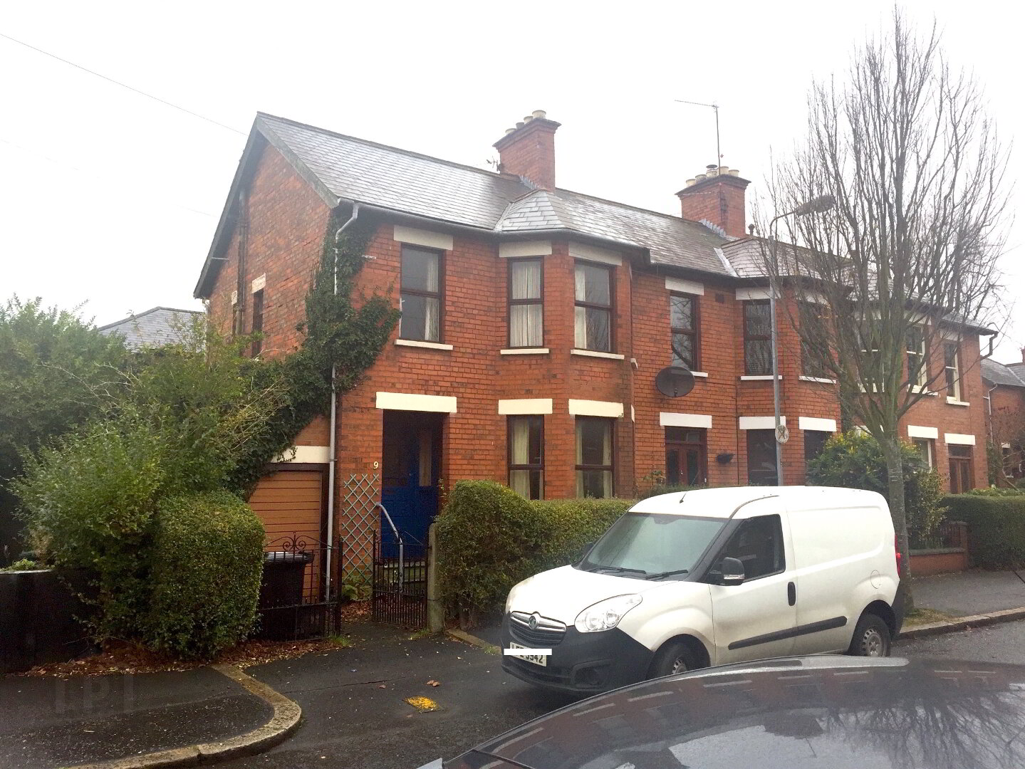 Photo 1 of 9 Glanleam Drive, Belfast