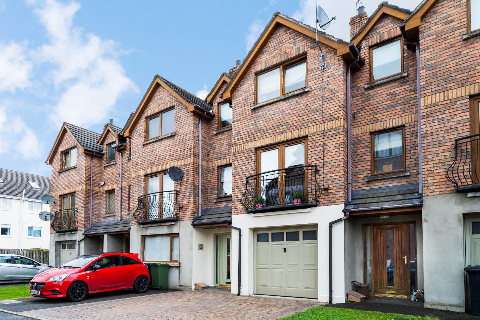 Photo 1 of 18 Silverwood Green, Lurgan