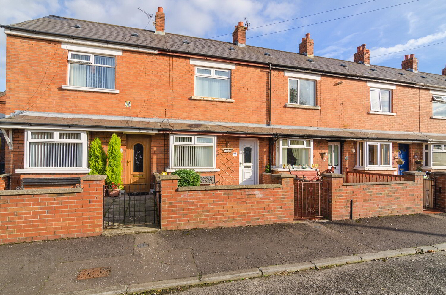 Photo 1 of 27 Bloomfield Crescent, Belfast