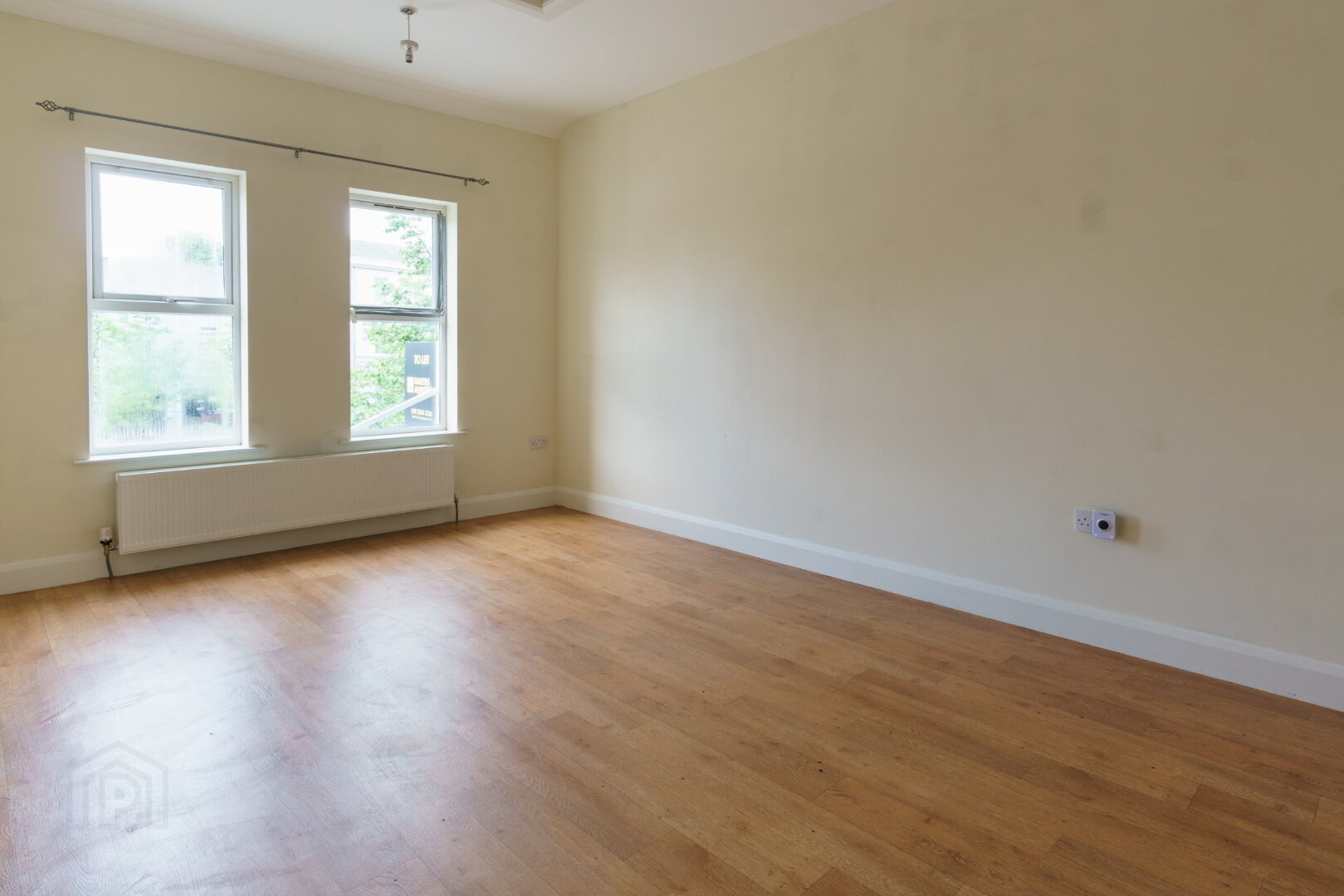 Photo 1 of 47a Church Place, Lurgan