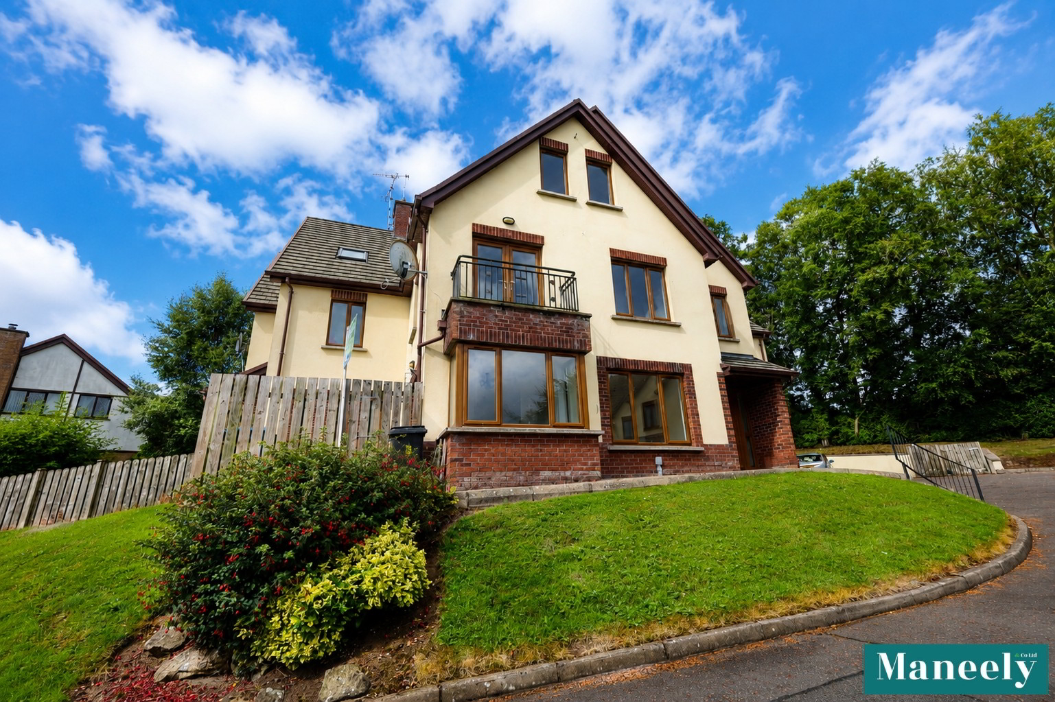 Photo 1 of 9 Parkwood Court, Dungannon