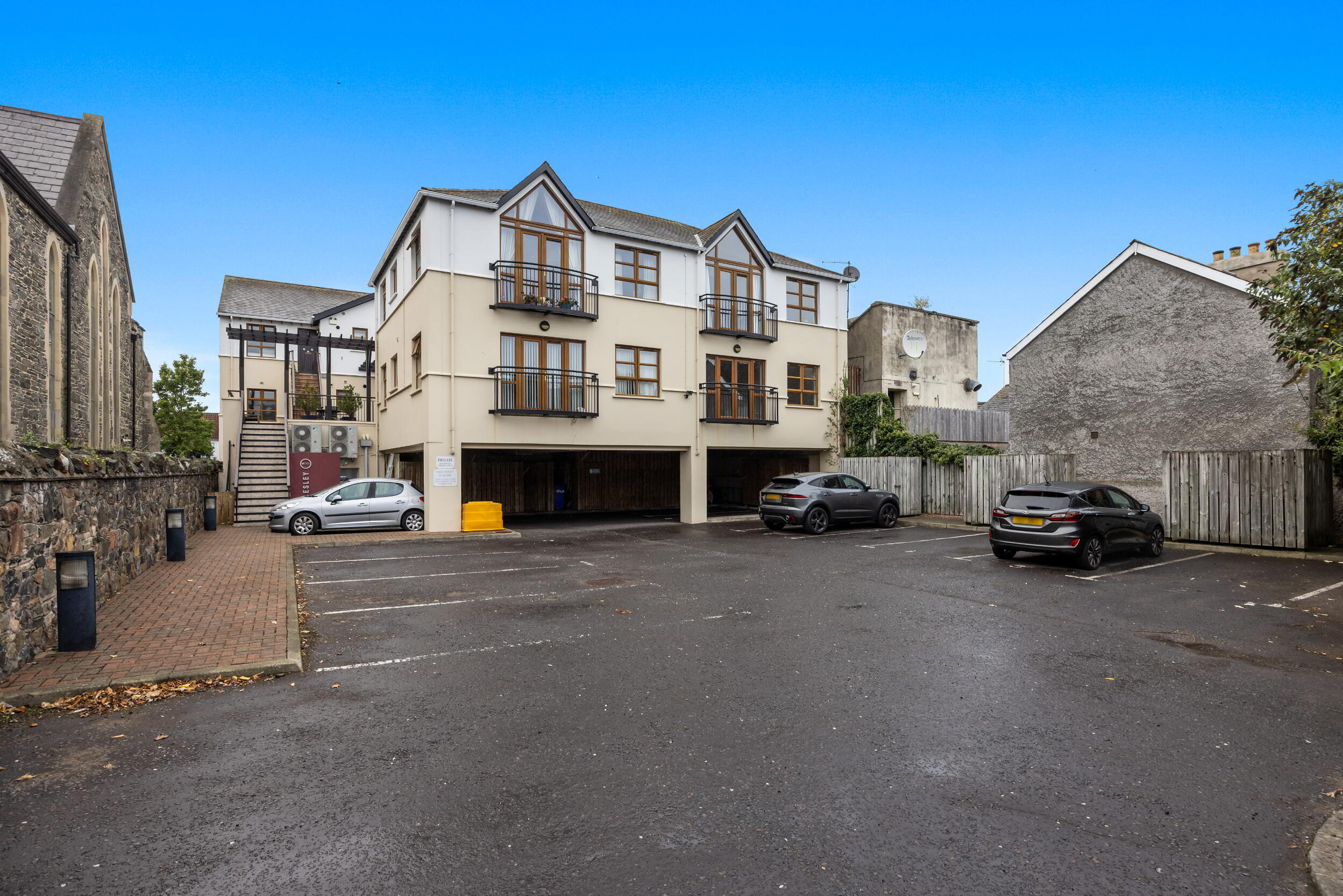 Photo 1 of 4 Lesley Mews, 19 Church View, Holywood