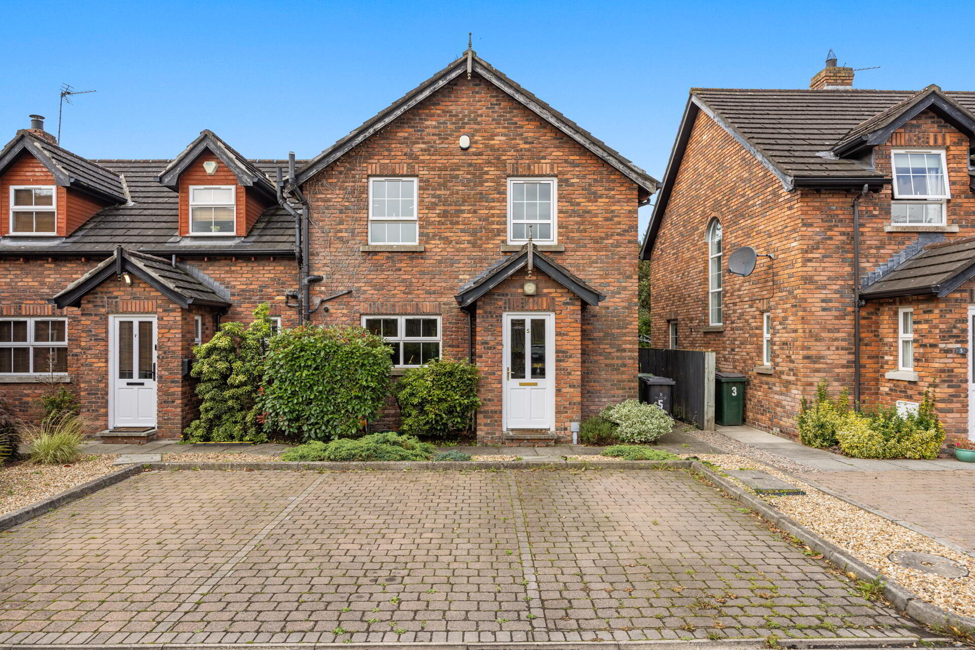 Photo 1 of 5 Drumbeg Mews, Lisburn