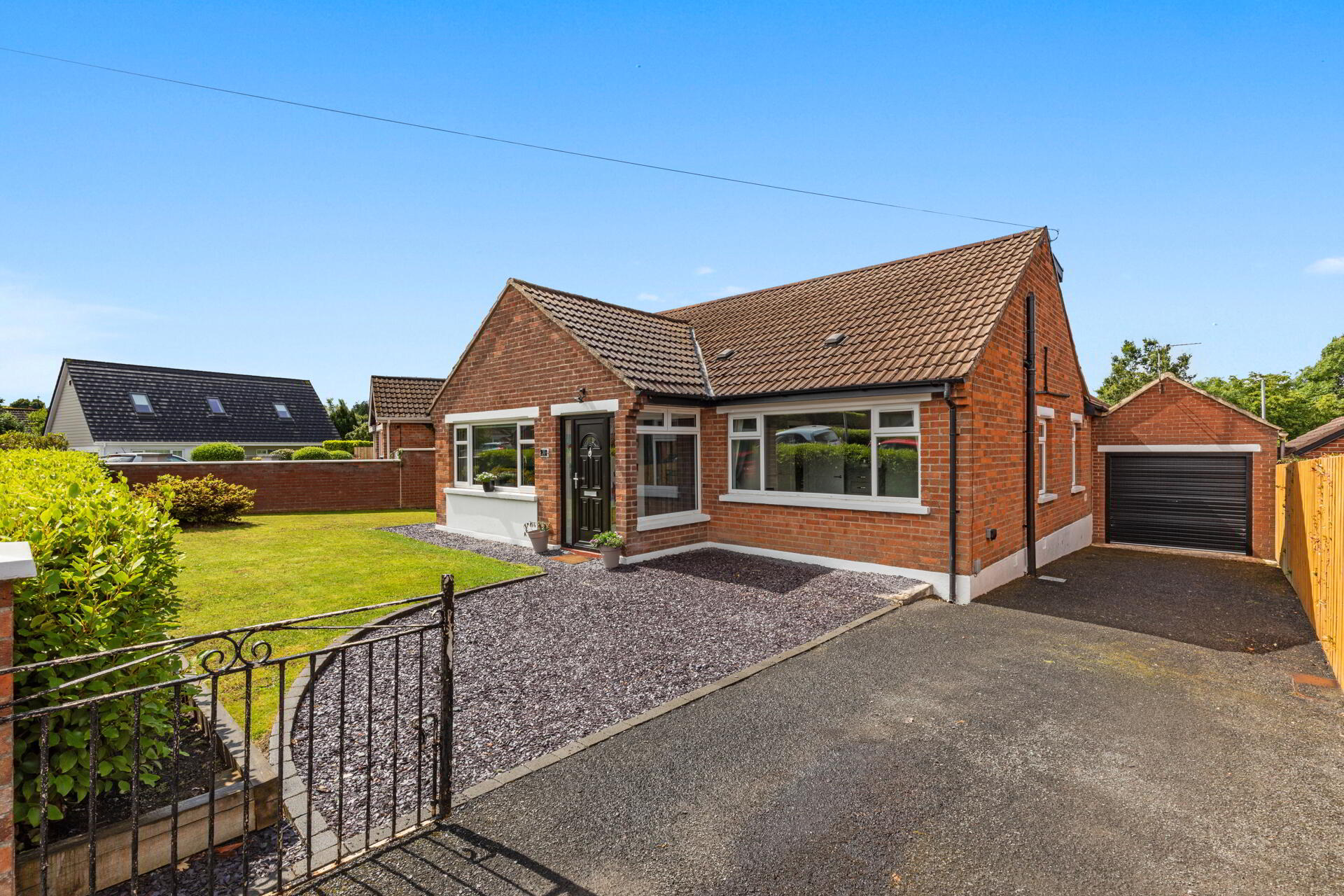 Photo 1 of 33 Glenhugh Park, Belfast