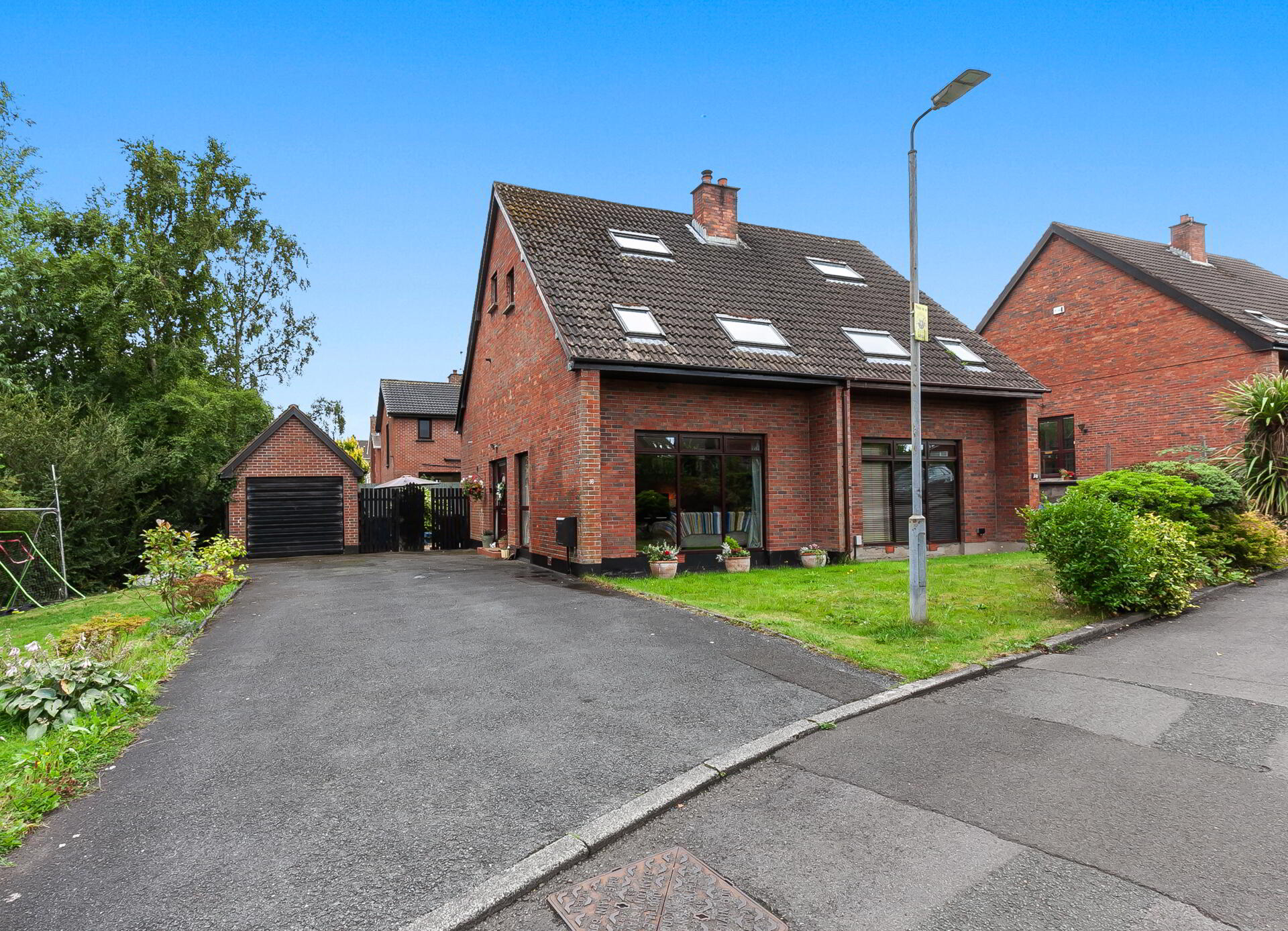 Photo 1 of 16 Lakeside Drive, Finaghy Road South, Belfast