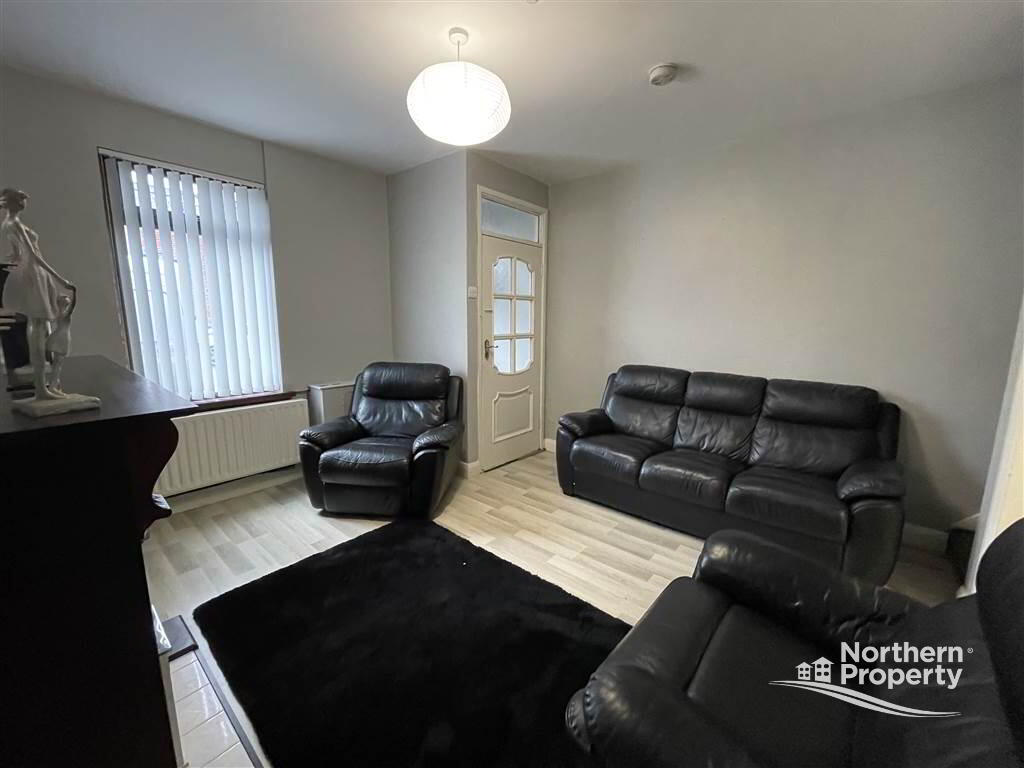 Photo 4 of 39 Hamill Street, Belfast