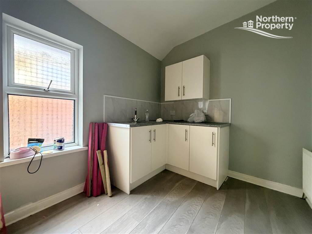 Photo 9 of 131a Falls Road, Belfast