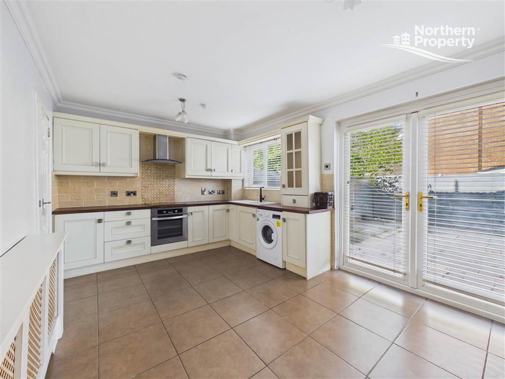 Photo 7 of 7a Thornhill Crescent, Belfast