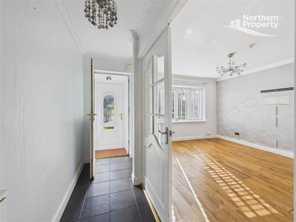 Photo 6 of 7a Thornhill Crescent, Belfast
