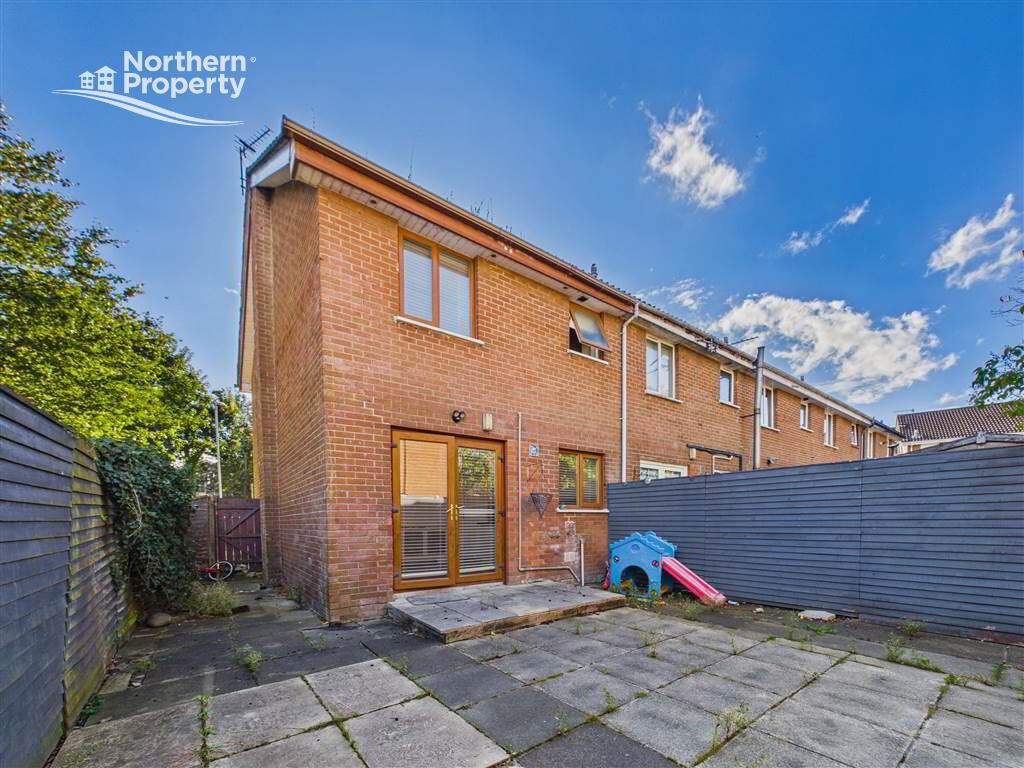 Photo 17 of 7a Thornhill Crescent, Belfast