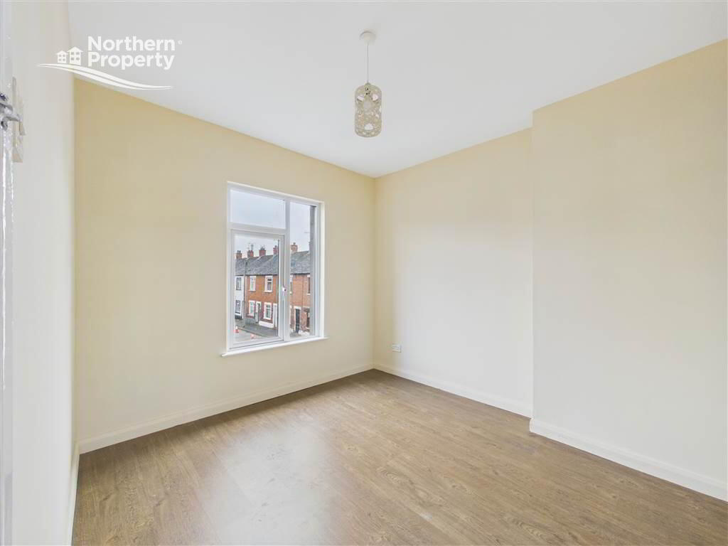Photo 11 of 40 Iveagh Drive, Belfast