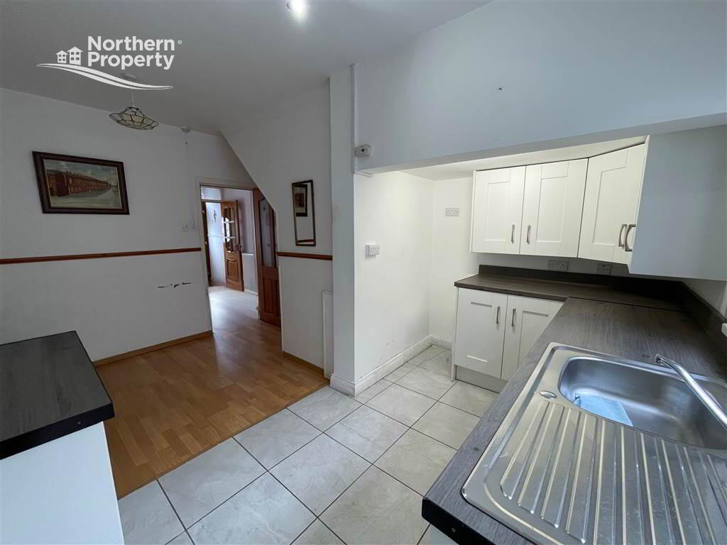 Photo 5 of 37 Hamill Street, Belfast