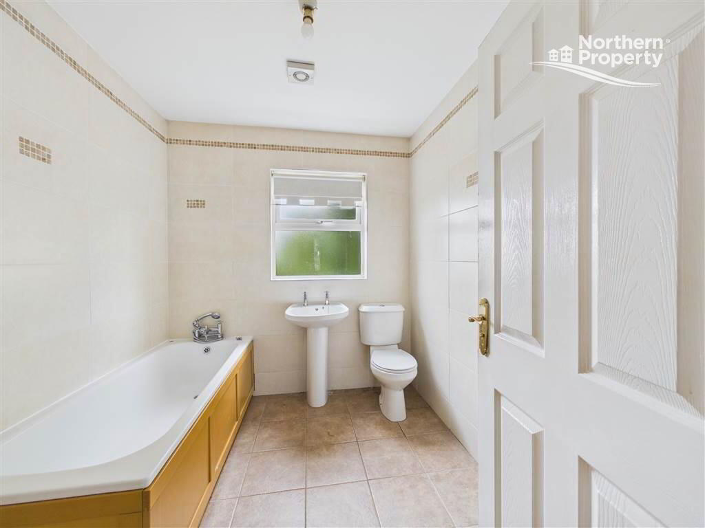 Photo 18 of 10 Wolfhill Manor, Ligoniel, Belfast