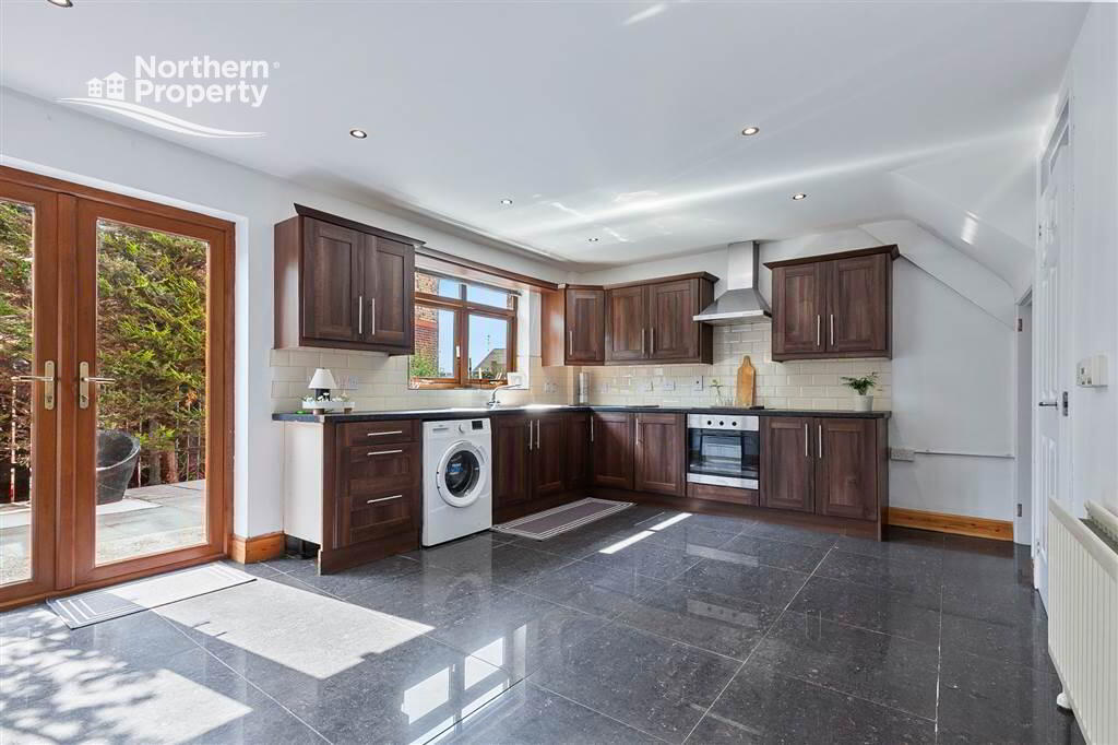 Photo 9 of 32 Beechmount Walk, Belfast