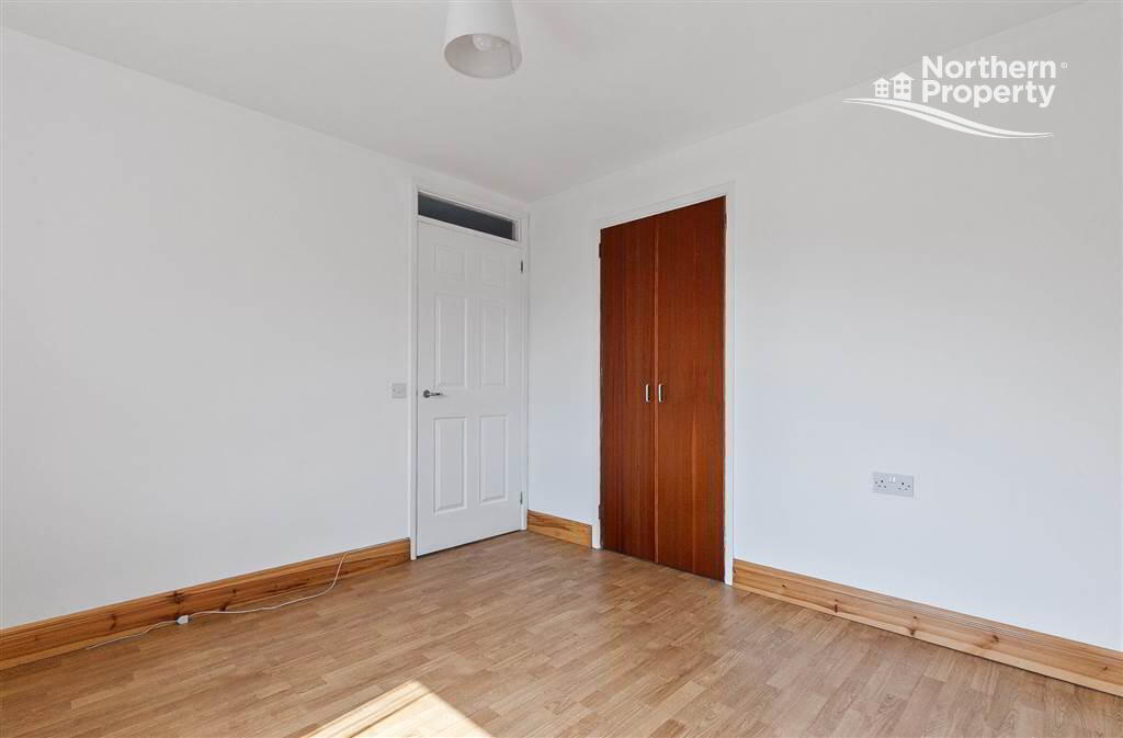 Photo 17 of 32 Beechmount Walk, Belfast