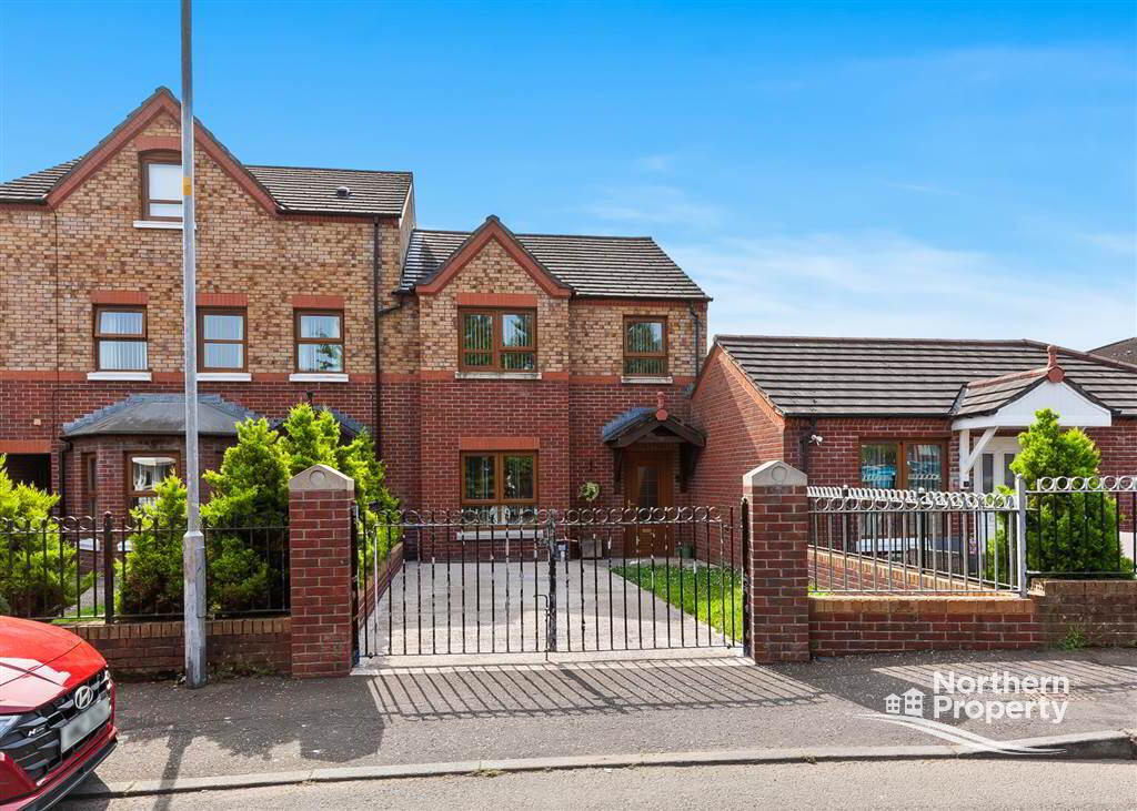 Photo 27 of 32 Beechmount Walk, Belfast