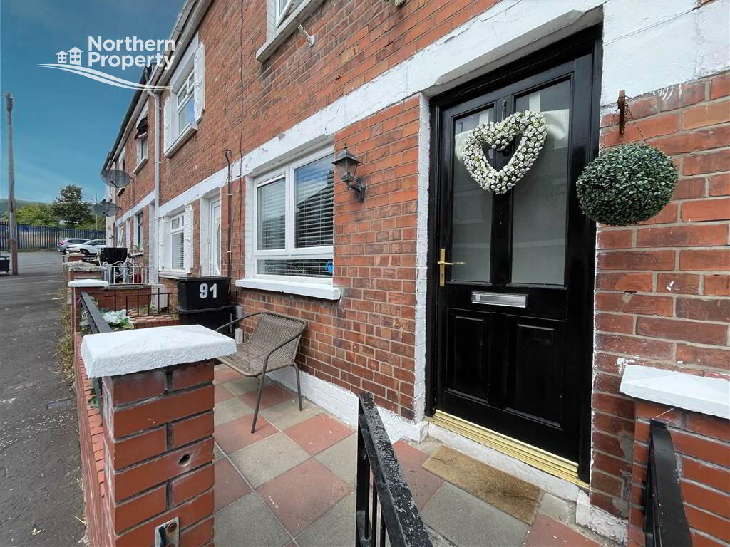 Photo 3 of 91 Beechmount Parade, Belfast