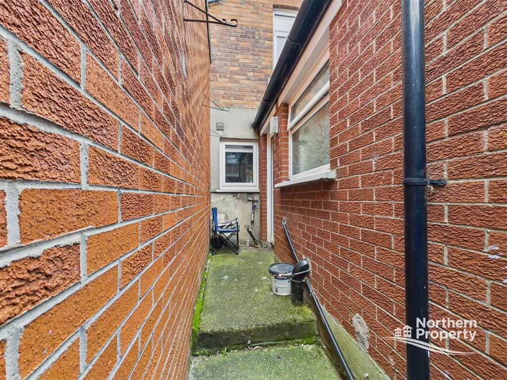 Photo 16 of 27 Rockdale Street, Belfast
