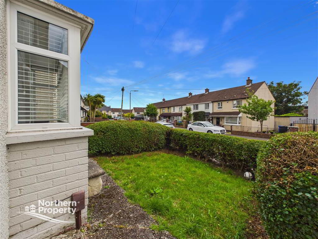 Photo 2 of 44 Kenard Avenue, Belfast