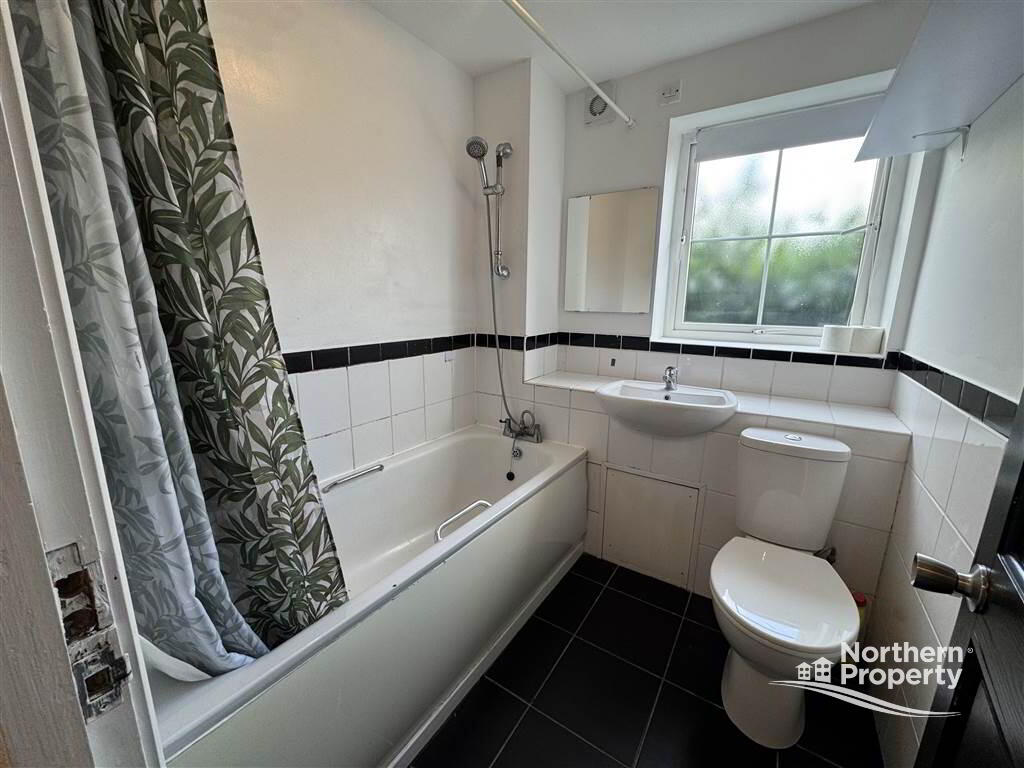 Photo 6 of 28 Gleann Dara, Suffolk Road, Belfast
