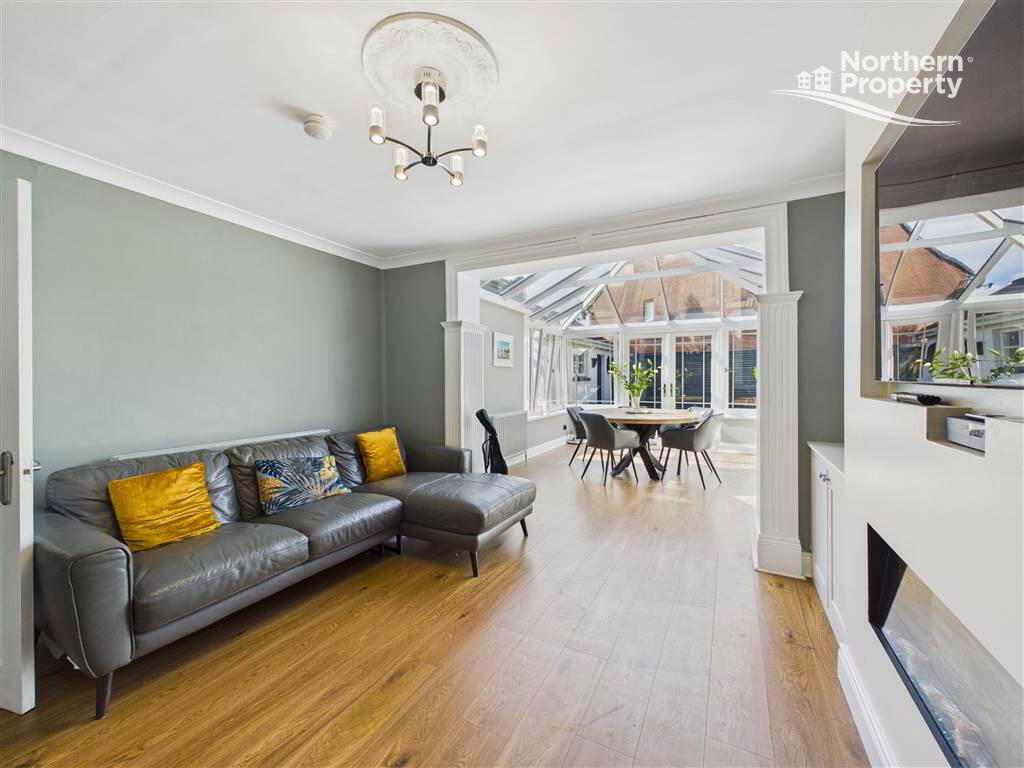 Photo 4 of 166 Upper Dunmurry Lane, Belfast